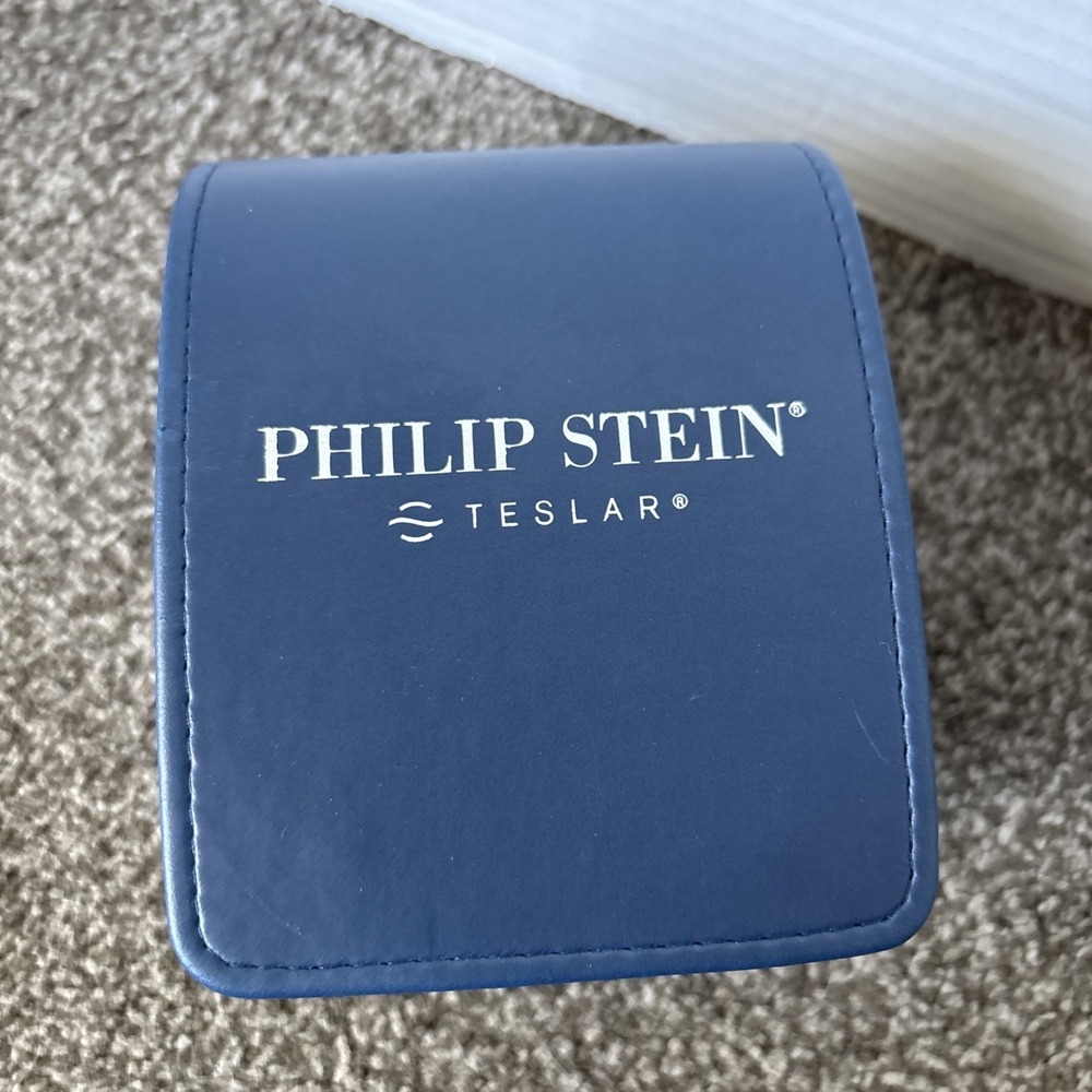 PHILIP STEIN Teslar Blue Matte Travel Watch case w/Pillow  (1 Case only)